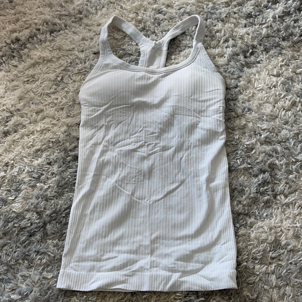 Lululemon Razorback